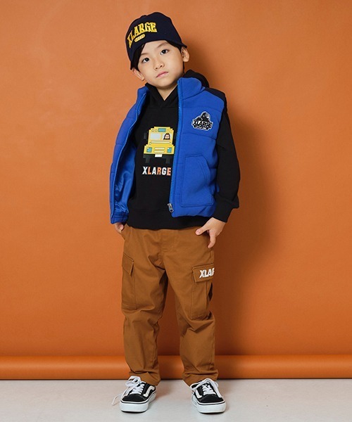 XLARGE KIDS(エクストララージキッズ)の「カレッジロゴニットキャップ(キャップ・キッズ・ブラック/グリーン/ネイビー・FREE)」の11枚目の写真