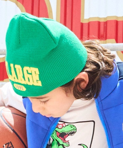XLARGE KIDS(エクストララージキッズ)の「カレッジロゴニットキャップ(キャップ・キッズ・ブラック/グリーン/ネイビー・FREE)」の17枚目の写真