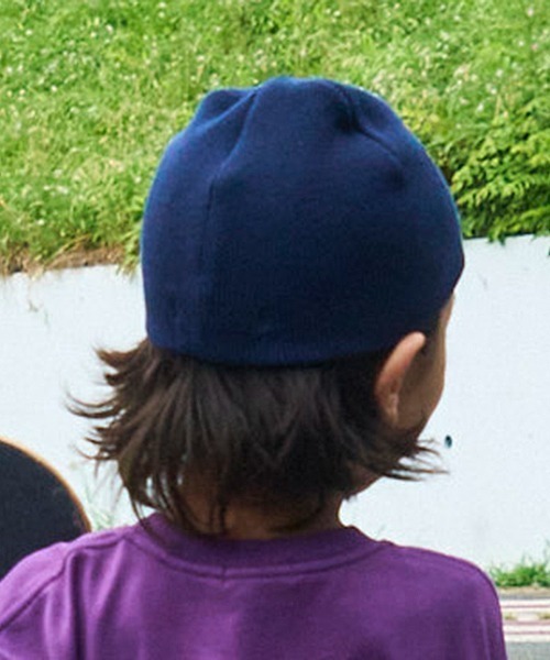 XLARGE KIDS(エクストララージキッズ)の「カレッジロゴニットキャップ(キャップ・キッズ・ブラック/グリーン/ネイビー・FREE)」の19枚目の写真