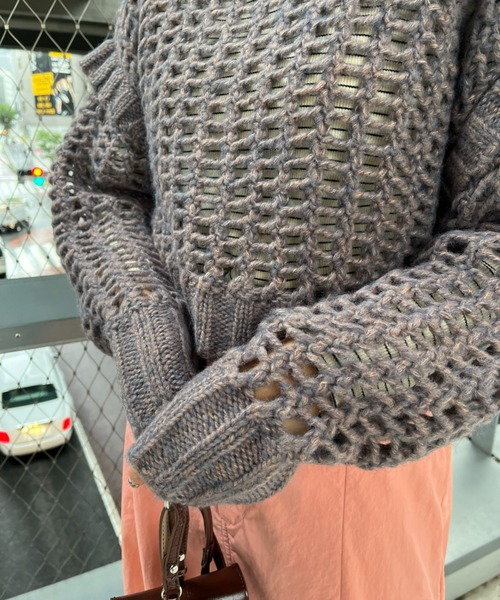 CIAOPANIC(チャオパニック)の「モヘア混透かし編みクロップドカーディガン(カーディガン/ボレロ・レディース・チャコールグレー/ブルー/オフホワイト・ONE SIZE)」の10枚目の写真