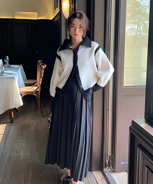 Auntie Rosa(アンティローザ)の「スタンドカラーニットカーディガン(カーディガン/ボレロ・レディース・ホワイト・FREE)」の2枚目の写真