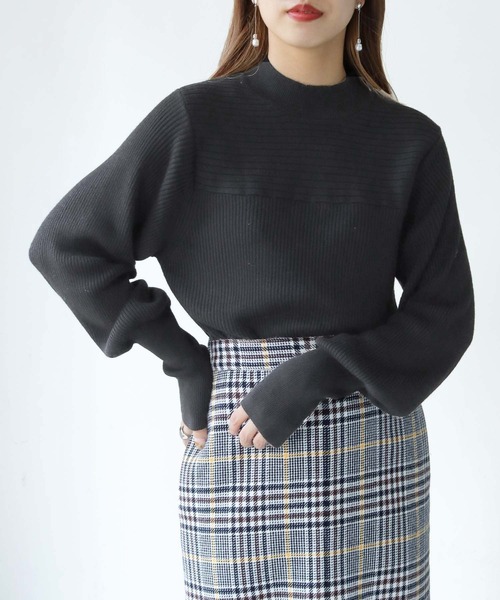 HER CLOSET(ハークローゼット)の「【shemoshelly】ヨークデザインニット(ニット/セーター・レディース・グリーン/ベージュ/ブラック/オレンジ/ブルー/オフホワイト・M)」の3枚目の写真