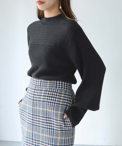 HER CLOSET(ハークローゼット)の「【shemoshelly】ヨークデザインニット(ニット/セーター・レディース・グリーン/ベージュ/ブラック/オレンジ/ブルー/オフホワイト・M)」の21枚目の写真