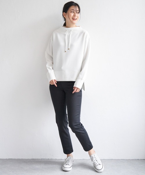 ikka(イッカ)の「GOKU楽ストレッチスキニーパンツ(その他パンツ・レディース・ブラック/ブルー/ダークネイビー/オフホワイト/グリーン/ベージュ・L/M/S)」の11枚目の写真