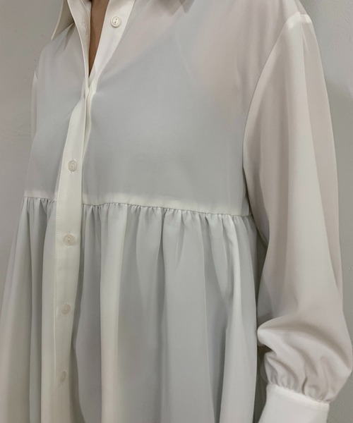 un dix cors（アンディコール）の「ビッグカフスブラウス（シャツ/ブラウス・レディース・ブラック/ホワイト・FREE）」の14枚目の写真