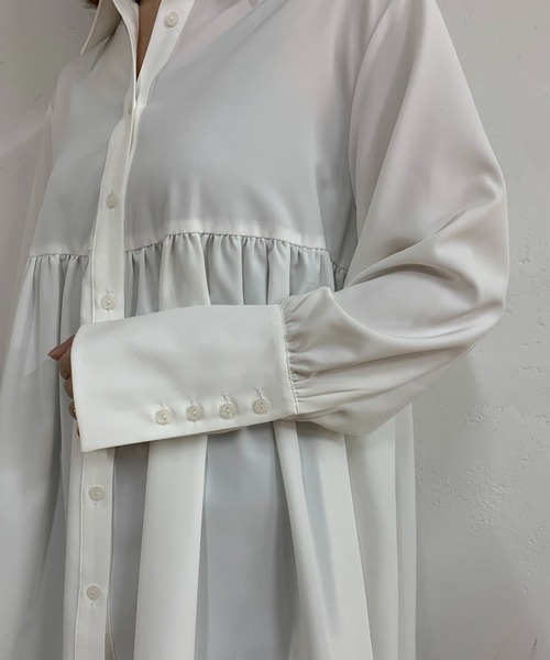 un dix cors（アンディコール）の「ビッグカフスブラウス（シャツ/ブラウス・レディース・ブラック/ホワイト・FREE）」の15枚目の写真