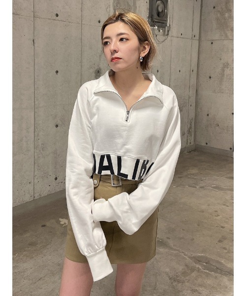ENVYM(アンビー)の「ヘムロゴハーフジップPO(Tシャツ/カットソー・レディース・ブルー/ブラック/ホワイト・FREE)」の5枚目の写真