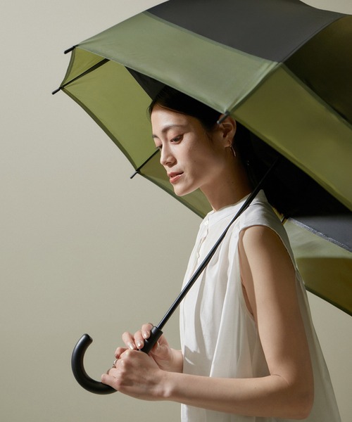 SALON adam et rope'（サロン アダム エ ロペ）の「【SALONオリジナル】ベルドームアンブレラ（ツートンカラー）（長傘・レディース・ベージュ/グレー/カーキ・FREE）」の20枚目の写真