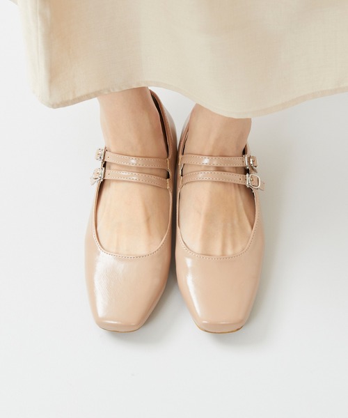 menue(メヌエ)の「メリージェーンスクエアトゥパンプス(パンプス・レディース・グレイッシュベージュ/グリーン/アイボリー/ブラック系・22.5cm/23.0cm/23.5cm/24.0cm/21.5cm/24.5cm/25.0cm/25.5cm/22.0cm/26.0cm)」の16枚目の写真