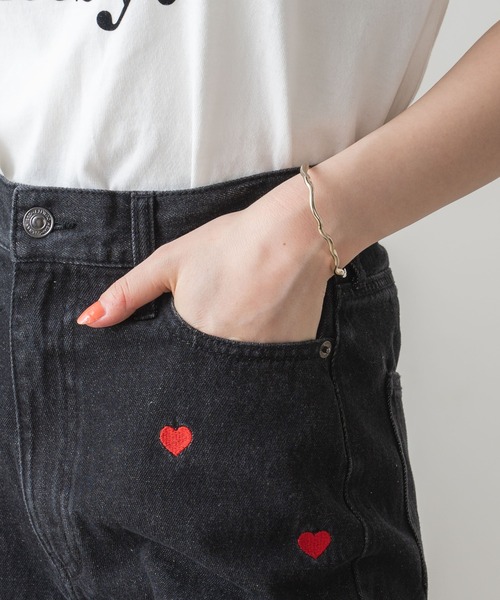 WEGO（ウィゴー）の「WEGO/パターン刺繍デニムパンツ（デニムパンツ・レディース・ブラック/ブラック系その他/インディゴブルー/ライトインディゴブルー・SMALL/MEDIUM）」の10枚目の写真