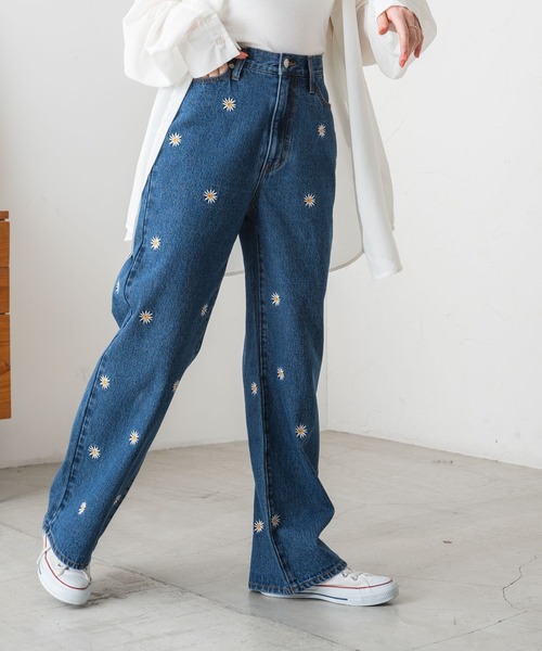 WEGO（ウィゴー）の「WEGO/パターン刺繍デニムパンツ（デニムパンツ・レディース・ブラック/ブラック系その他/インディゴブルー/ライトインディゴブルー・SMALL/MEDIUM）」の19枚目の写真