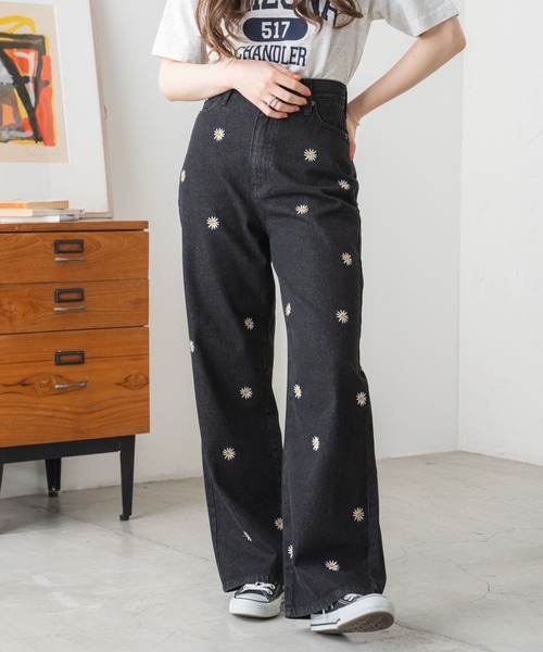 WEGO（ウィゴー）の「WEGO/パターン刺繍デニムパンツ（デニムパンツ・レディース・ブラック/ブラック系その他/インディゴブルー/ライトインディゴブルー・SMALL/MEDIUM）」の13枚目の写真