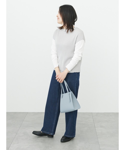Samansa Mos2 blue（サマンサモスモスブルー）の「合皮2wayショルダーバッグ（ハンドバッグ・レディース・ベージュ/サックスブルー/キナリ・ﾌﾘ-）」の11枚目の写真