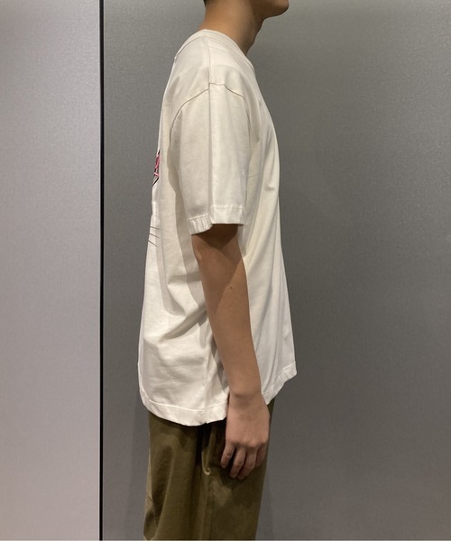 SCOTCH&SODA(スコッチアンドソーダ)の「LOONEY TUNES x SCOTCH & SODA ユニセックスTシャツ【172387】(Tシャツ/カットソー・メンズ・ホワイト/ネイビー・SMALL/MEDIUM/LARGE/X-SMALL)」の4枚目の写真