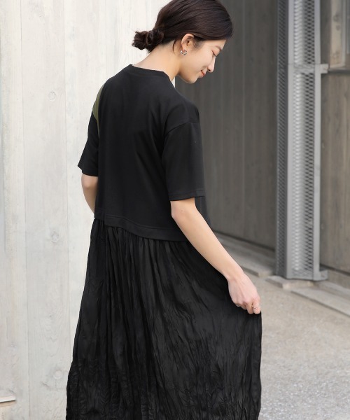 Bou Jeloud（ブージュルード）の「【はあちゅう×Bou Jeloud】ワッシャードッキングワンピース（ワンピース・レディース・ベージュ/ブラック/チャコールグレー・TL/38）」の4枚目の写真