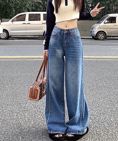SHEENA(シーナ)の「デニムワイドバギーパンツ(デニムパンツ・レディース・ブルー・S/M/L)」の2枚目の写真