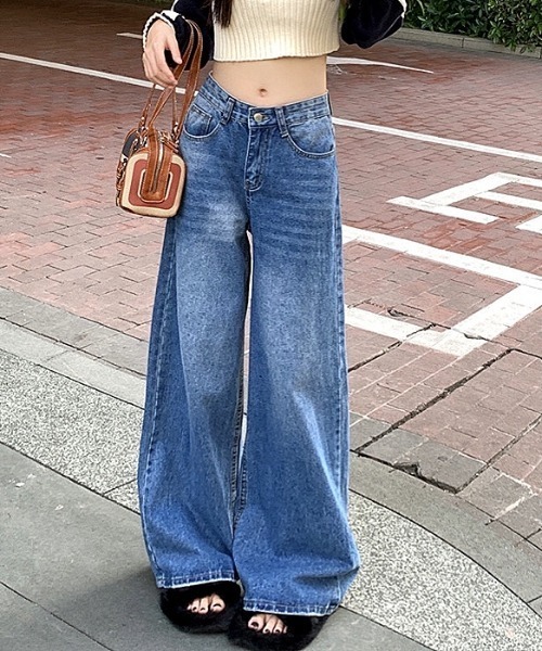 SHEENA(シーナ)の「デニムワイドバギーパンツ(デニムパンツ・レディース・ブルー・S/M/L)」の4枚目の写真