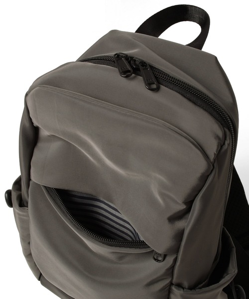 GLAZOS（グラソス）の「ボディバッグ（ボディバッグ/ウエストポーチ・キッズ・グレー/ブラック・フリー）」の9枚目の写真