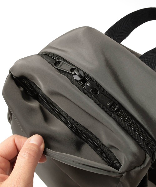 GLAZOS（グラソス）の「ボディバッグ（ボディバッグ/ウエストポーチ・キッズ・グレー/ブラック・フリー）」の11枚目の写真