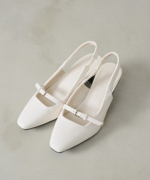 NEUNA（ヌナ）の「【トレンドのベルトデザイン】フェイクレザーベルトローヒールパンプス（パンプス・レディース・アイボリー/ブラック・SMALL/MEDIUM/LARGE）」の8枚目の写真