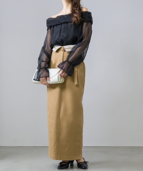 NEUNA（ヌナ）の「【トレンドのベルトデザイン】フェイクレザーベルトローヒールパンプス（パンプス・レディース・アイボリー/ブラック・SMALL/MEDIUM/LARGE）」の19枚目の写真