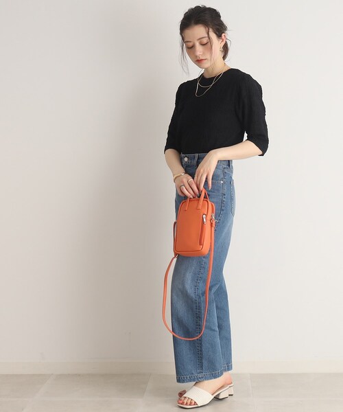 SHOO・LA・RUE（シューラルー）の「◆サイドファスナーポケット付きミニショルダー（ショルダーバッグ・レディース・ブラック/オレンジ/アイボリー・00）」の7枚目の写真