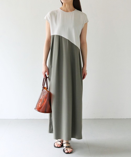 HER CLOSET（ハークローゼット）の「【shemoshelly】WEB限定配色カーブスウィッチワンピース（ワンピース・レディース・キナリ/グレー/チャコールグレー・M）」の4枚目の写真