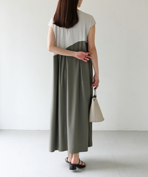 HER CLOSET（ハークローゼット）の「【shemoshelly】WEB限定配色カーブスウィッチワンピース（ワンピース・レディース・キナリ/グレー/チャコールグレー・M）」の8枚目の写真