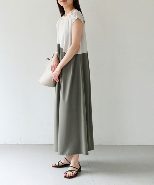 HER CLOSET（ハークローゼット）の「【shemoshelly】WEB限定配色カーブスウィッチワンピース（ワンピース・レディース・キナリ/グレー/チャコールグレー・M）」の7枚目の写真