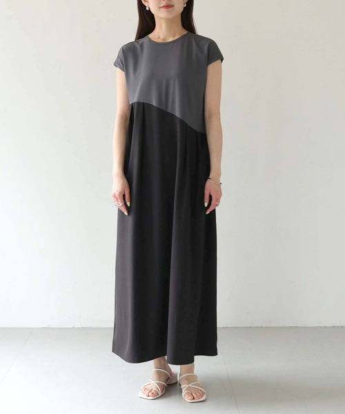 HER CLOSET（ハークローゼット）の「【shemoshelly】WEB限定配色カーブスウィッチワンピース（ワンピース・レディース・キナリ/グレー/チャコールグレー・M）」の13枚目の写真