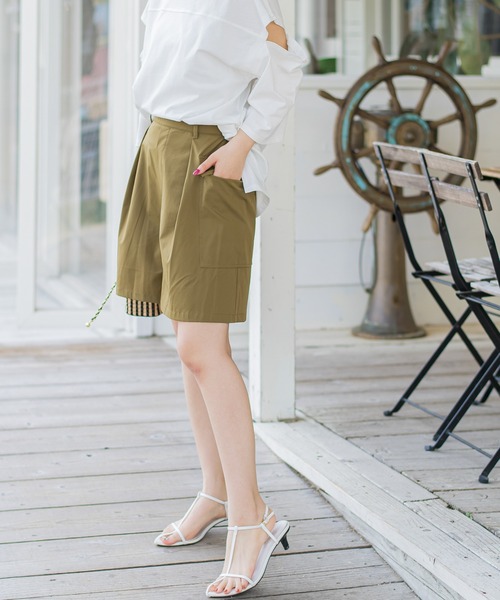 VICKY（ビッキー）の「【夏の水遊びに最適】ナイロンショートカーゴパンツ《手洗い可能》（カーゴパンツ・レディース・ブラック/ブルー/イエロー/カーキ・M）」の11枚目の写真