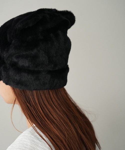 ALTROSE（アルトローズ）の「ニット帽 ファー ねこみみ Y2K（ニットキャップ/ビーニー・レディース・ベージュ/ホワイト/ブラック・FREE）」の20枚目の写真