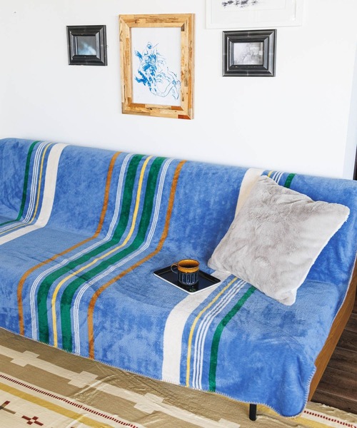 BAYFLOW（ベイフロー）の「[軽いのに暖かいふわふわの肌触り]Lsizeフリースブランケット 23AW（ブランケット・レディース・ベージュ/サックスブルー系/ピンク系/ネイビー系/パープル系・0）」の3枚目の写真