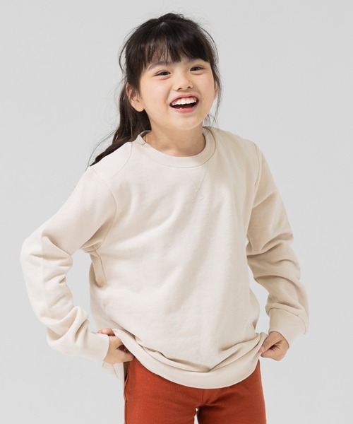 chil2（チルツー）の「全20色 コットン100％ 無地トレーナー（スウェット・キッズ・ラベンダー/ワインレッド/グリーン/スモークピンク/サックスブルー/オレンジ系その他/グレイッシュブルー/ミント/マスタード/オレンジ/グレー/ライトイエロー/クリーム/カーキ/レッド/ネイビー/ベージュ/チャコールグレー/ホワイト/ブラック・130cm/120cm/110cm/100cm/90cm/80ｃｍ/140cm/150cm）」の6枚目の写真