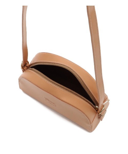 IL BISONTE(イルビゾンテ)の「IL BISONTE / VACHETTA SMOOTH LEATHER / クロスボディバッグ(ショルダーバッグ・レディース・ベージュ/ブラウン/ブラック/ダークブラウン/グレー・FREE)」の10枚目の写真