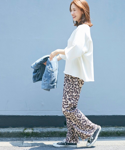 coca(coca)(コカ)の「ピーチスウェードプリーツプリントフレアパンツ(その他パンツ・レディース・A/B・SHORT/LONG)」の10枚目の写真