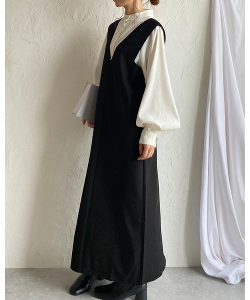 She's Closet(シーズクローゼット)の「深Vネックビジューパールジャンスカロングワンピース(ワンピース・レディース・ブラック/グレー/モカ・FREE)」の8枚目の写真