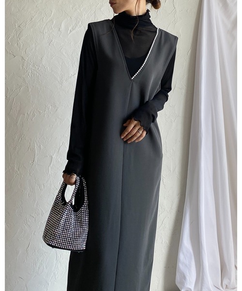 She's Closet(シーズクローゼット)の「深Vネックビジューパールジャンスカロングワンピース(ワンピース・レディース・ブラック/グレー/モカ・FREE)」の13枚目の写真