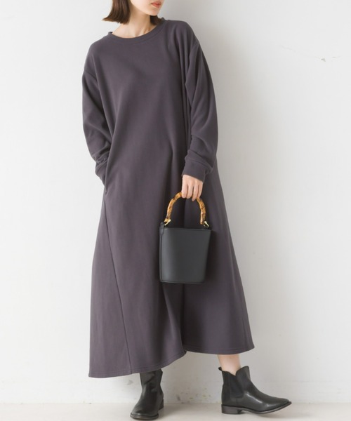 OMNES(オムネス)の「ふわ軽静電気防止マイクロフリースフレアワンピース長袖(ワンピース・レディース・パープル/キャメル/チャコールグレー/ブラック・FREE)」の1枚目の写真