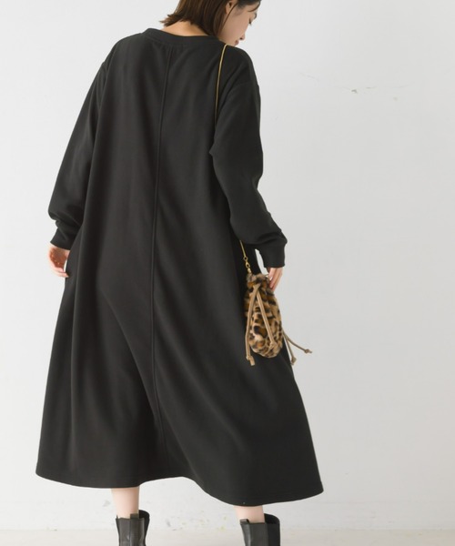 OMNES(オムネス)の「ふわ軽静電気防止マイクロフリースフレアワンピース長袖(ワンピース・レディース・パープル/キャメル/チャコールグレー/ブラック・FREE)」の7枚目の写真