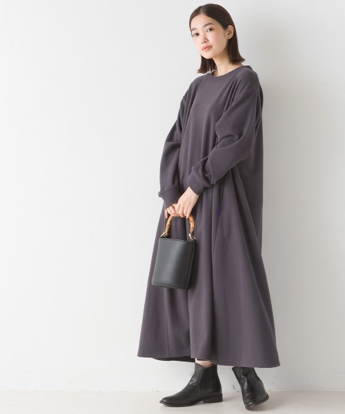 OMNES(オムネス)の「ふわ軽静電気防止マイクロフリースフレアワンピース長袖(ワンピース・レディース・パープル/キャメル/チャコールグレー/ブラック・FREE)」の13枚目の写真