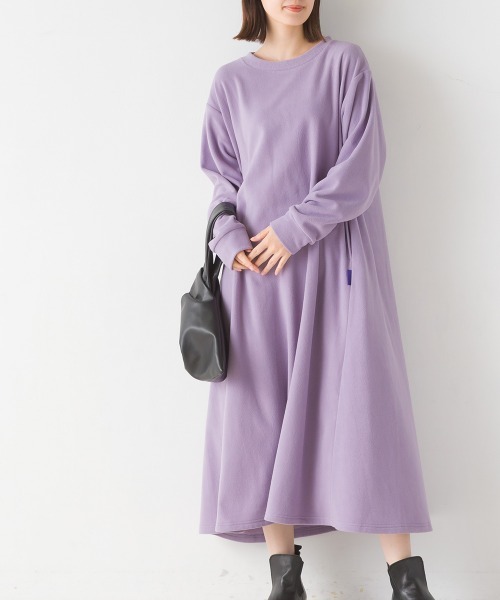 OMNES(オムネス)の「ふわ軽静電気防止マイクロフリースフレアワンピース長袖(ワンピース・レディース・パープル/キャメル/チャコールグレー/ブラック・FREE)」の15枚目の写真