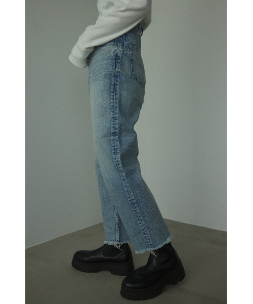 BLACK BY MOUSSY（ブラックバイマウジー）の「CAW vintage denim（カウヴィンテージデニム）（デニムパンツ・レディース・ライトブルー・25inch/26inch/24inch/23inch）」の4枚目の写真