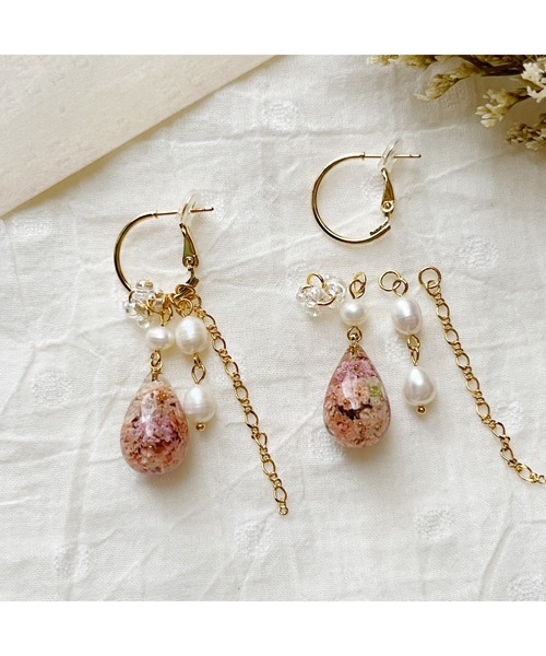 tone(トーン)の「【in the Park】お花のしずく2wayピアス(MA)(ピアス(両耳用)・レディース・ピンク系その他/ブルー系その他・FREE)」の3枚目の写真