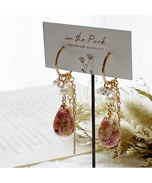 tone(トーン)の「【in the Park】お花のしずく2wayピアス(MA)(ピアス(両耳用)・レディース・ピンク系その他/ブルー系その他・FREE)」の5枚目の写真