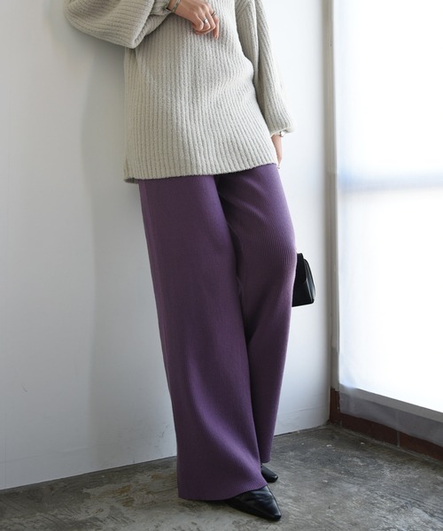 and it_（アンドイット）の「セミワイドリブニットパンツ（その他パンツ・レディース・オレンジ/パープル/ベージュ/ブルー/モカ/ライトグリーン/スモークピンク/ブラック/グリーン・FREE）」の7枚目の写真