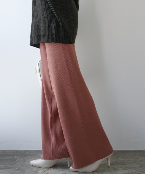 and it_（アンドイット）の「セミワイドリブニットパンツ（その他パンツ・レディース・オレンジ/パープル/ベージュ/ブルー/モカ/ライトグリーン/スモークピンク/ブラック/グリーン・FREE）」の8枚目の写真