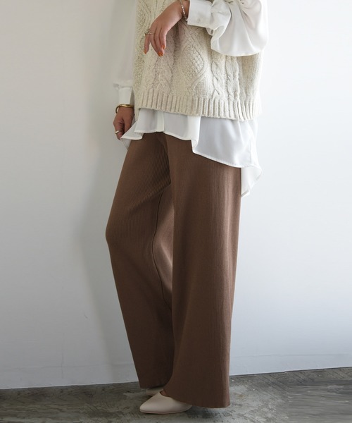 and it_（アンドイット）の「セミワイドリブニットパンツ（その他パンツ・レディース・オレンジ/パープル/ベージュ/ブルー/モカ/ライトグリーン/スモークピンク/ブラック/グリーン・FREE）」の10枚目の写真