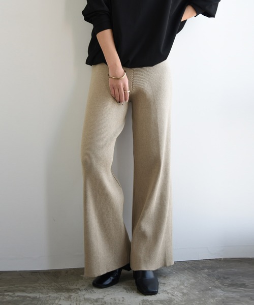 and it_（アンドイット）の「セミワイドリブニットパンツ（その他パンツ・レディース・オレンジ/パープル/ベージュ/ブルー/モカ/ライトグリーン/スモークピンク/ブラック/グリーン・FREE）」の14枚目の写真