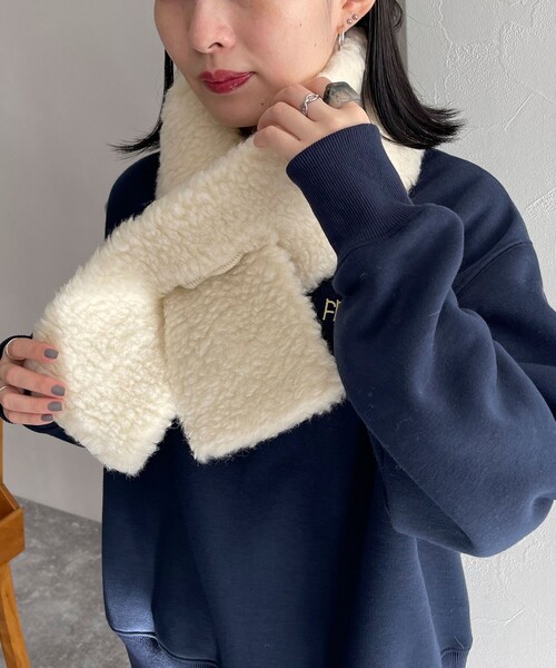 COLD BREAKER(コールドブレーカー)の「【Coldbreaker/コールドブレーカー】ボアティペット(マフラー・レディース・キナリ/サーモンピンク/ライトグレー/ライトブルー/ベージュ・FREE)」の2枚目の写真